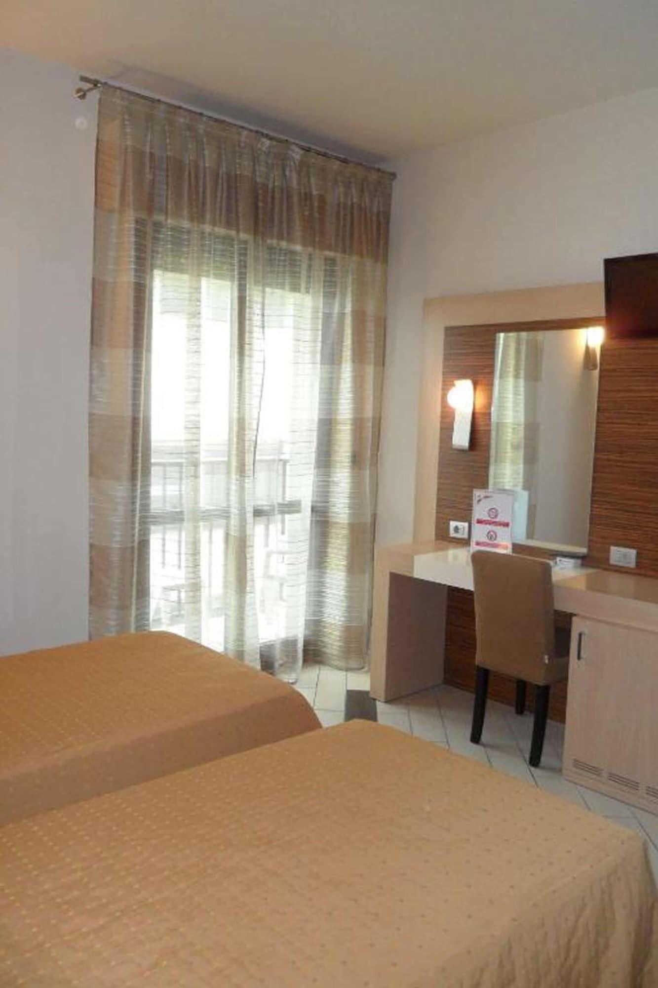 Hotel Eden Viareggio Esterno foto