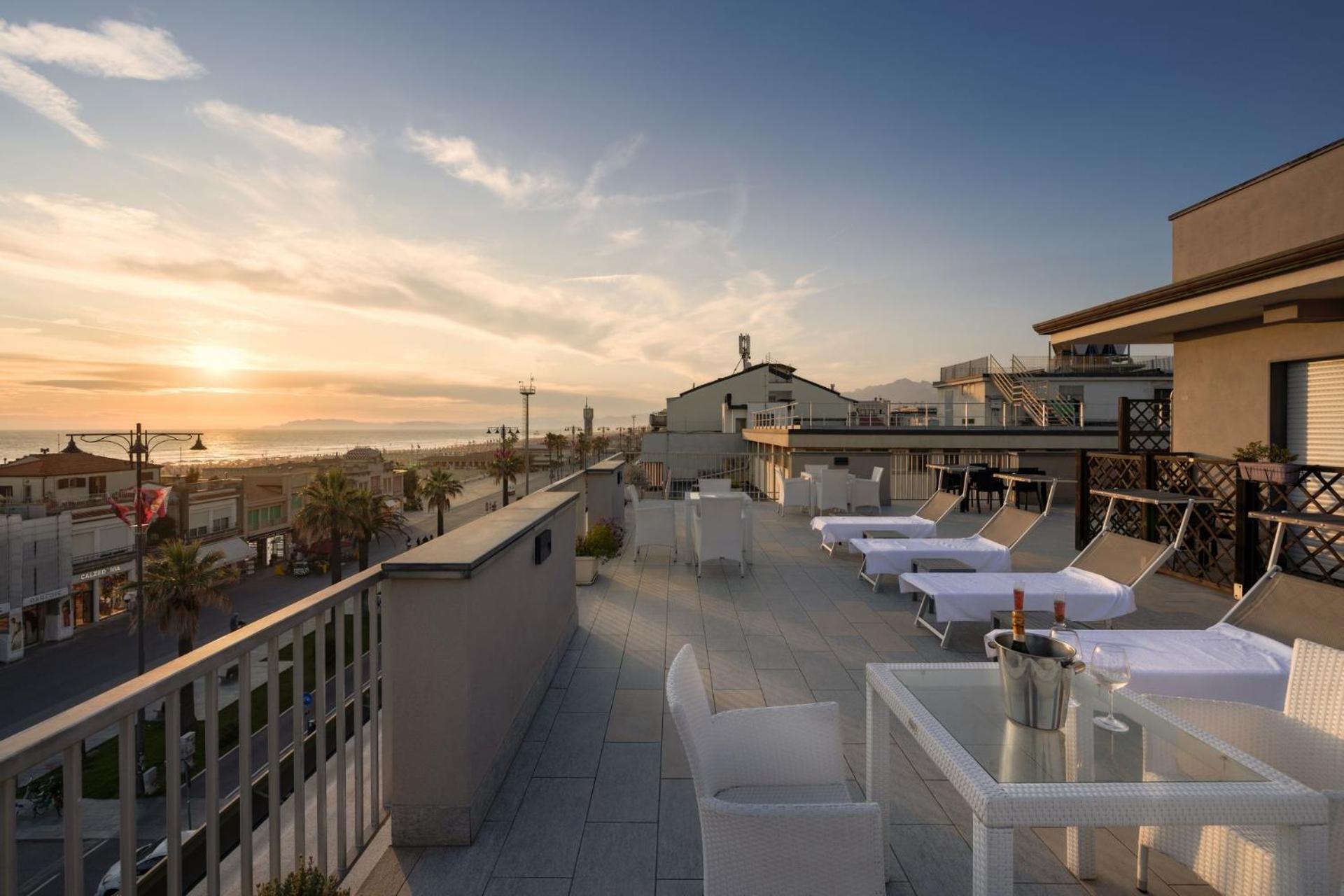 Hotel Eden Viareggio Esterno foto