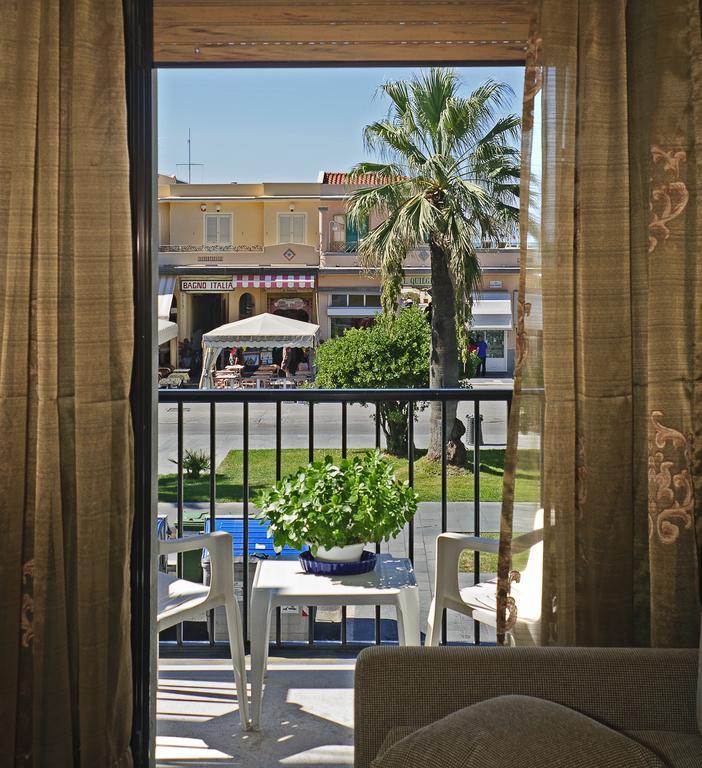 Hotel Eden Viareggio Camera foto