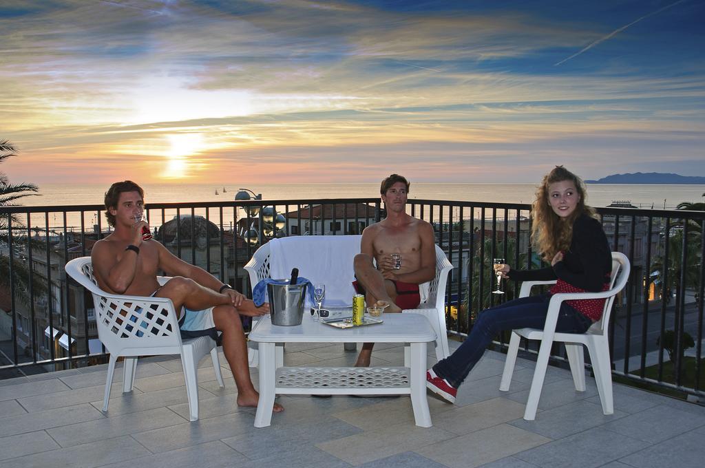 Hotel Eden Viareggio Esterno foto